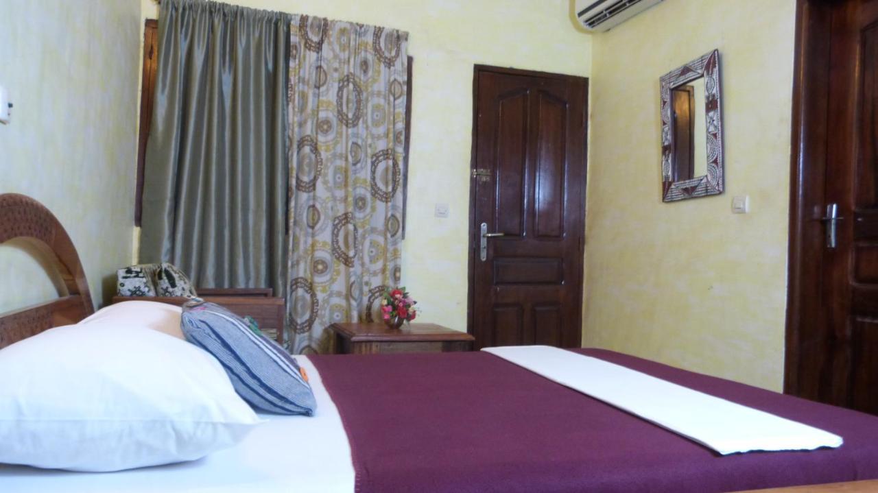Hotel Madou Grand Bassam Exterior photo